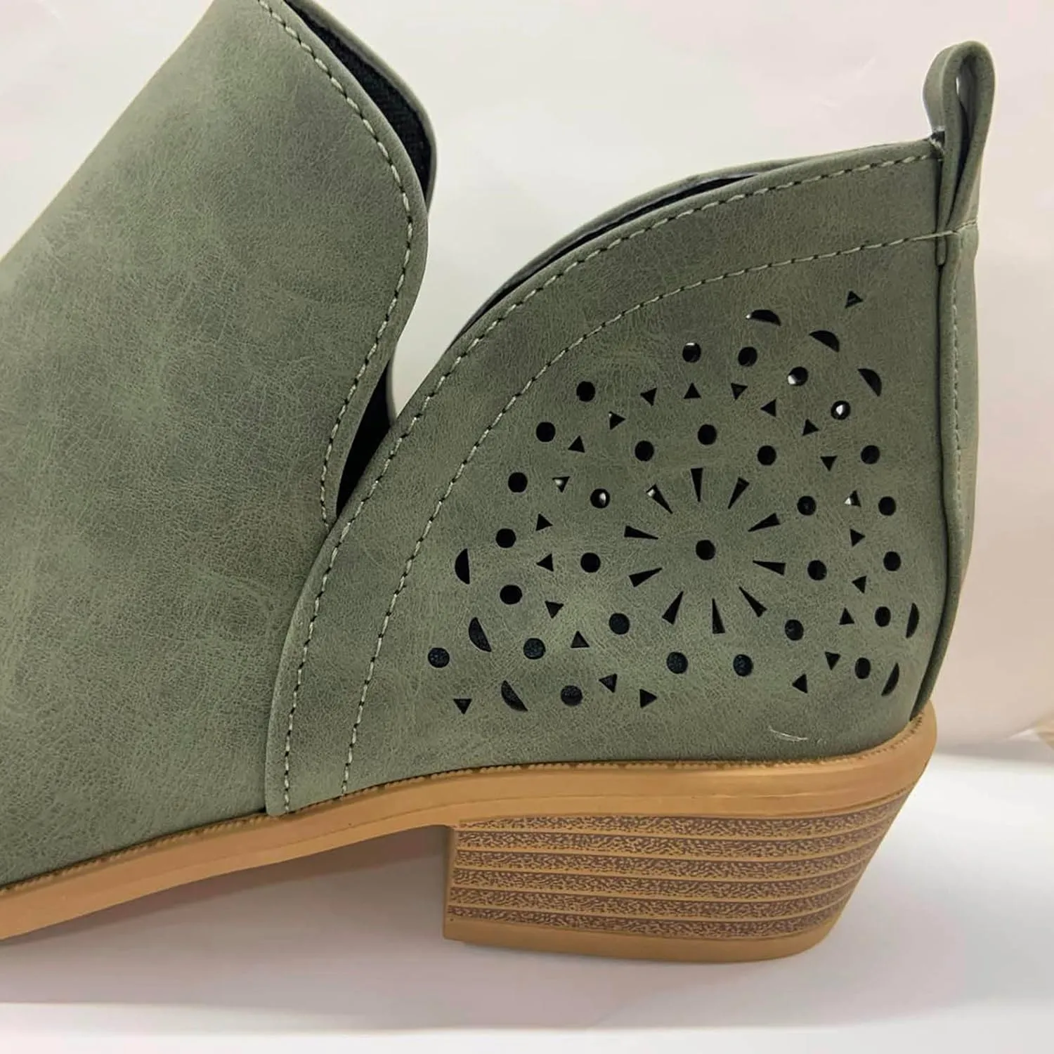 Ankle Boots for Women Low Heel Women's Boots Ankle Booties Pointed Toe Pull on Chunky Heel Slip on V Cut Women Boots