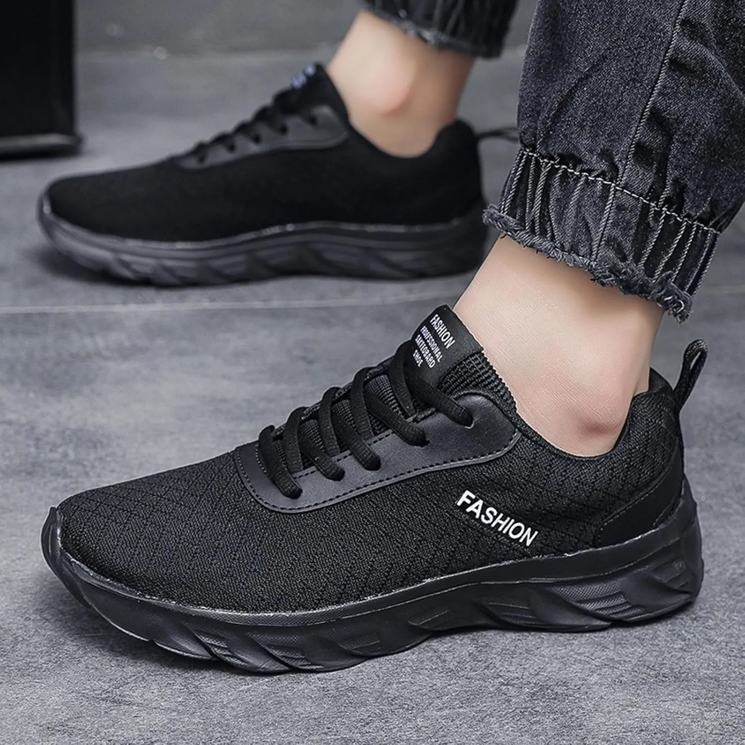 Arch Support Fitness Sneaker for Men Breathable Elastic Fly Woven Mesh Sneaker Breathable Lace Up Shoes for Men