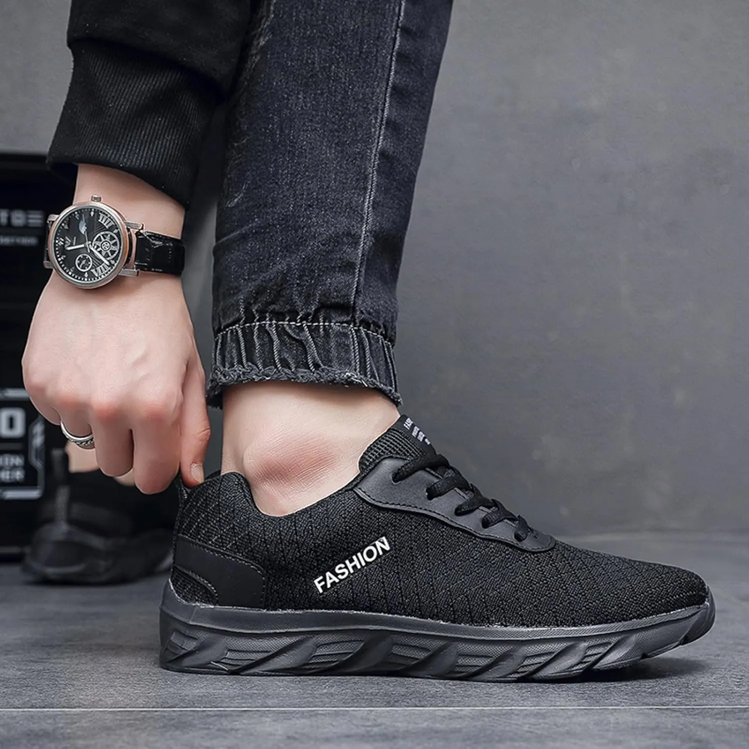 Arch Support Fitness Sneaker for Men Breathable Elastic Fly Woven Mesh Sneaker Breathable Lace Up Shoes for Men