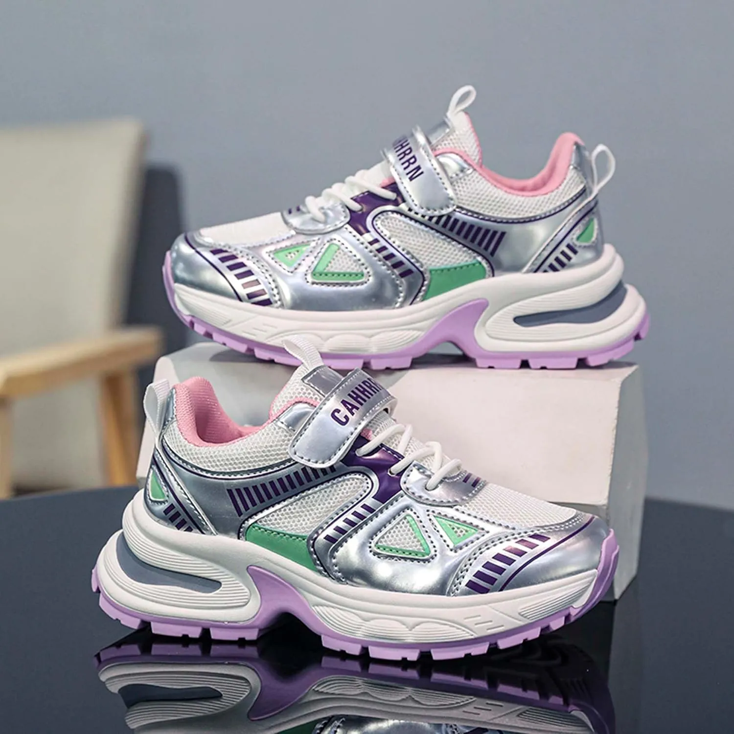 Boys Girls Fashion Sneakers Comfortable Breathable Casual Walking Shoes Non-slip Basketball Shoes Children Outdoor Running Badminton Training Shoes