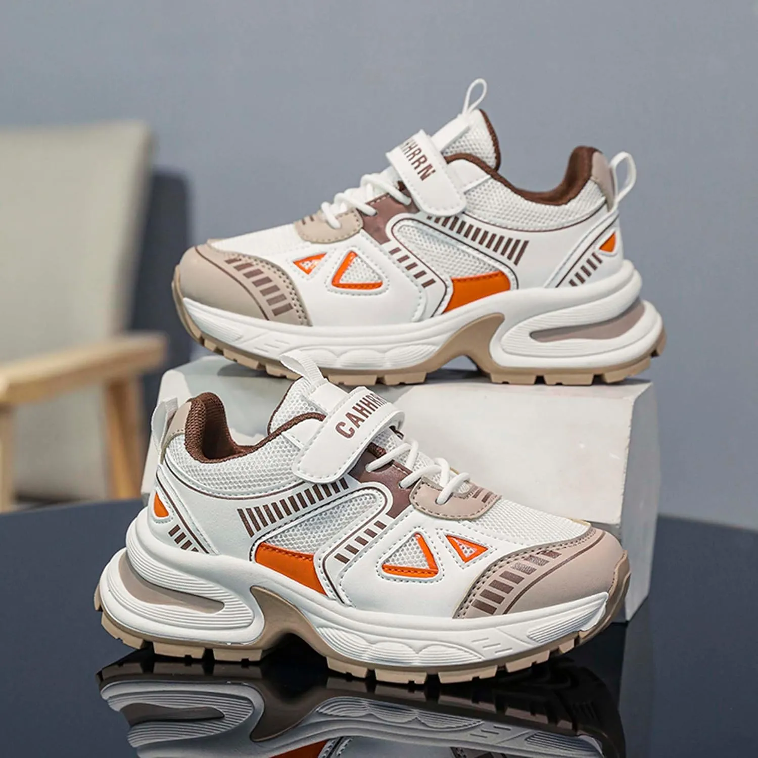 Boys Girls Fashion Sneakers Comfortable Breathable Casual Walking Shoes Non-slip Basketball Shoes Children Outdoor Running Badminton Training Shoes
