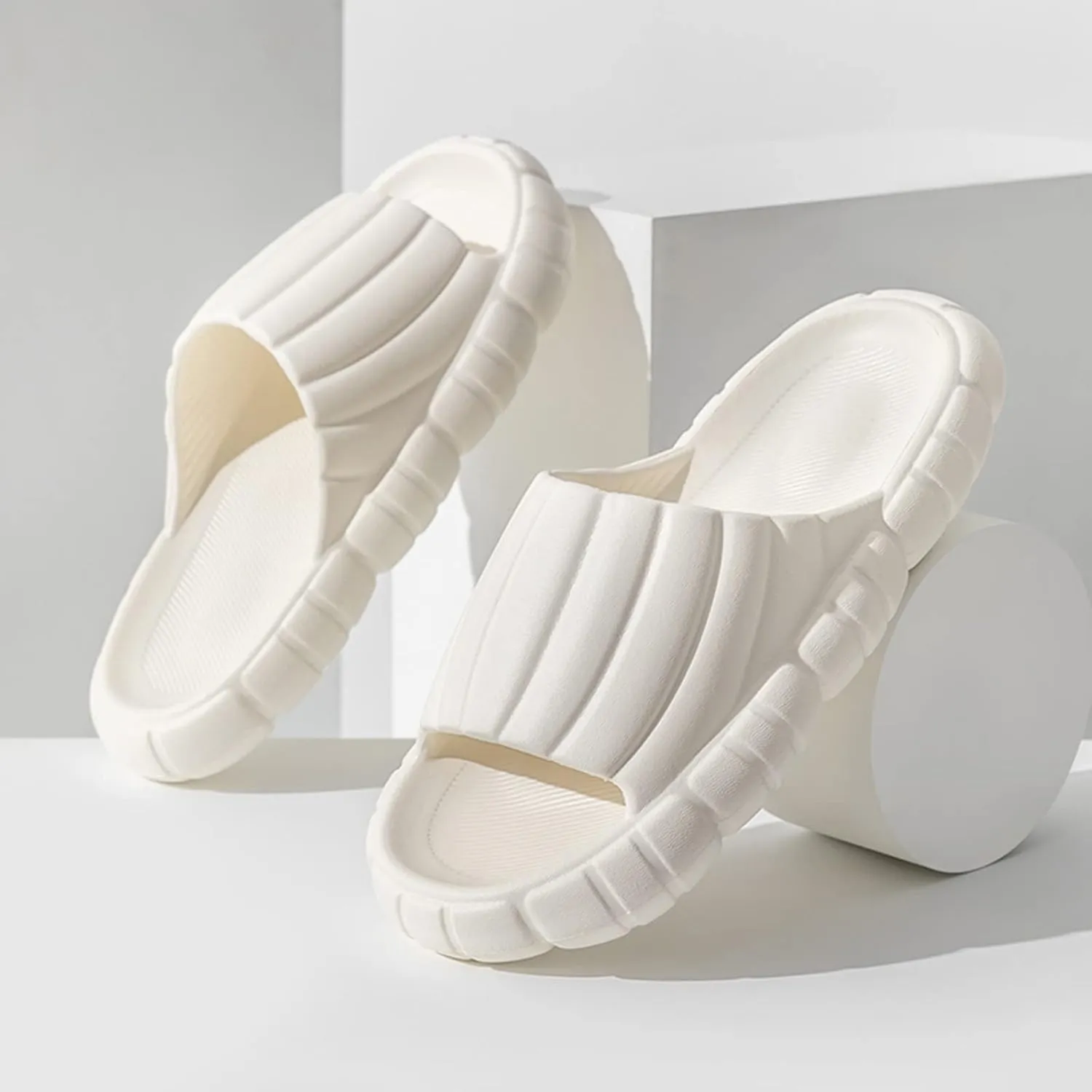 Cloud Slippers for Men Womens Slides Slides for Men Women Spa Living Room Non Slip Slippers