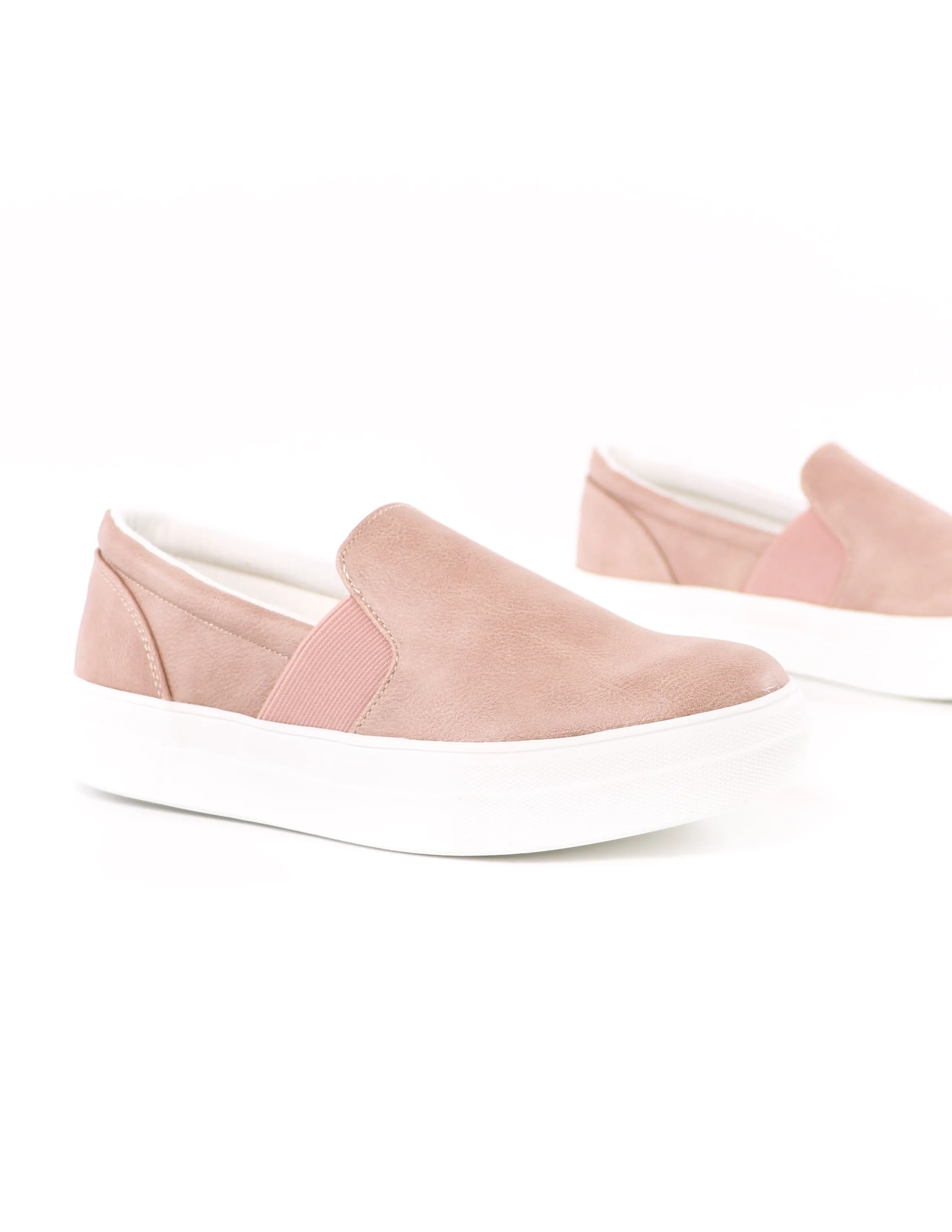 KICKIN' IT SOLE-O SNEAKER - Mauve