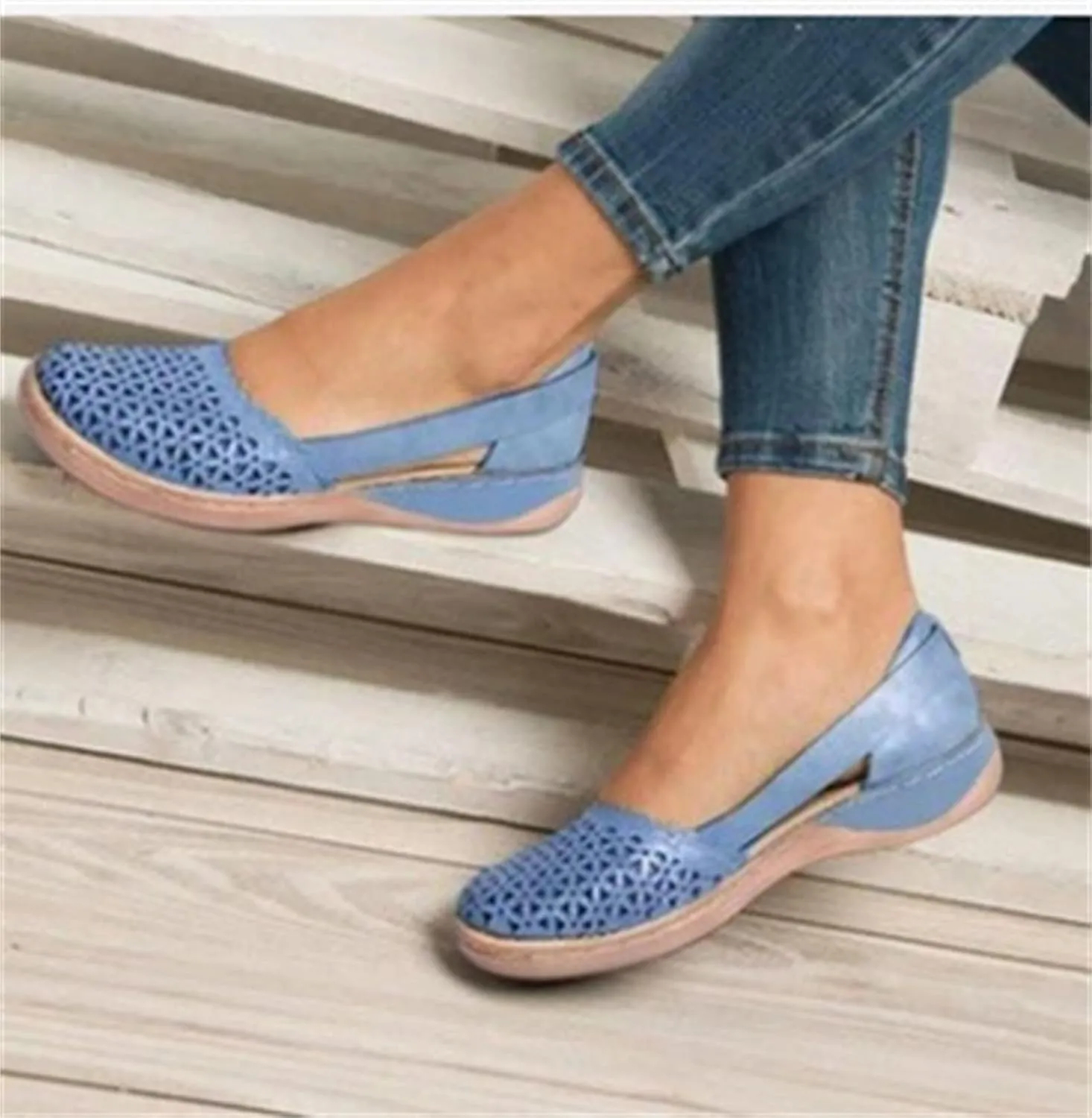 Ladmiple Shoes For Women Sneakers Trendy Fashion Slip On Low Top Walking Shoes Dressy Casual Summer Flats Canvas Loafers