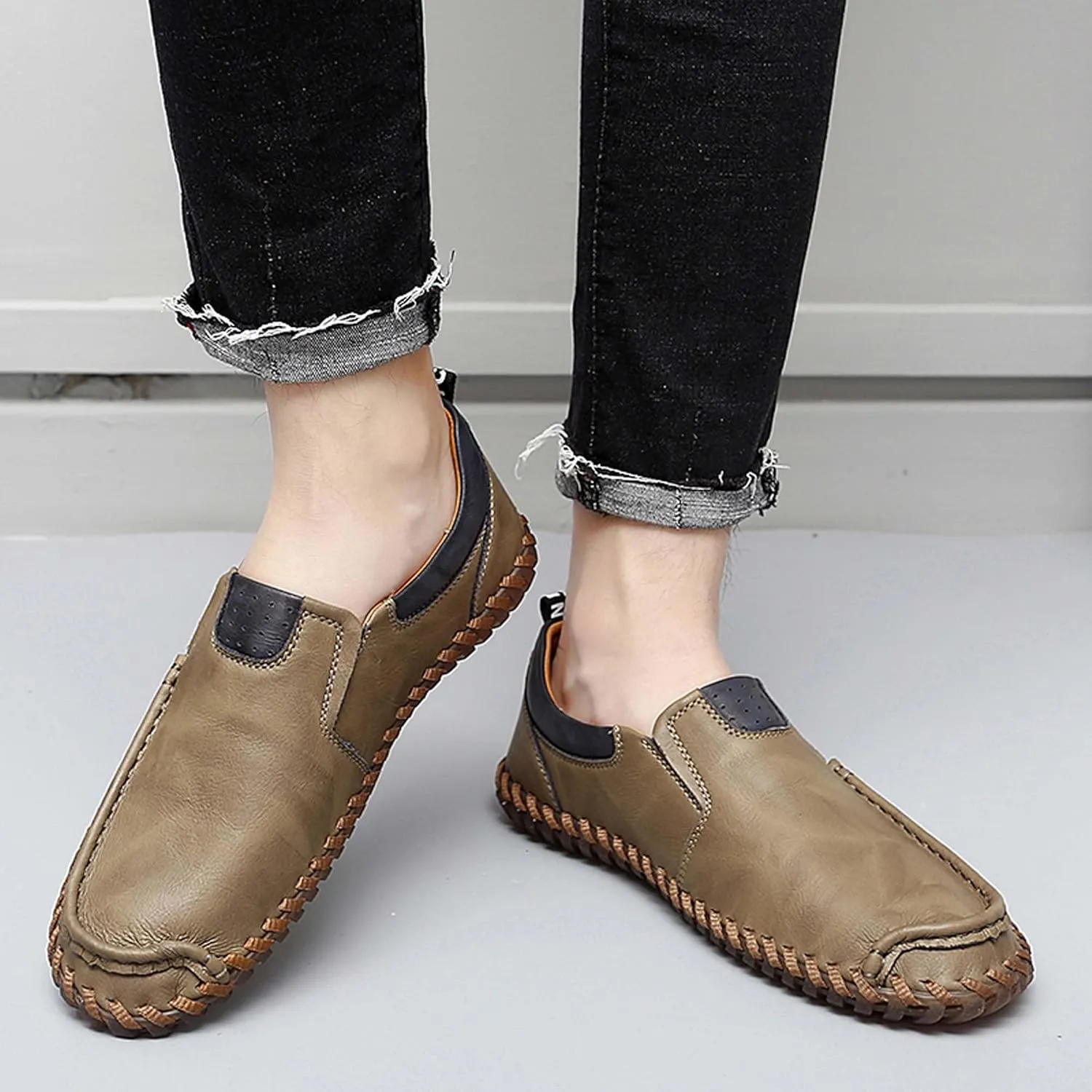 Men's Casual Loafers Comfortable Handmade Leather Loafers Fashion Slip On Driving Shoes Lightweight Soft Sole Casual Sneakers Men's Classic Leather Shoes