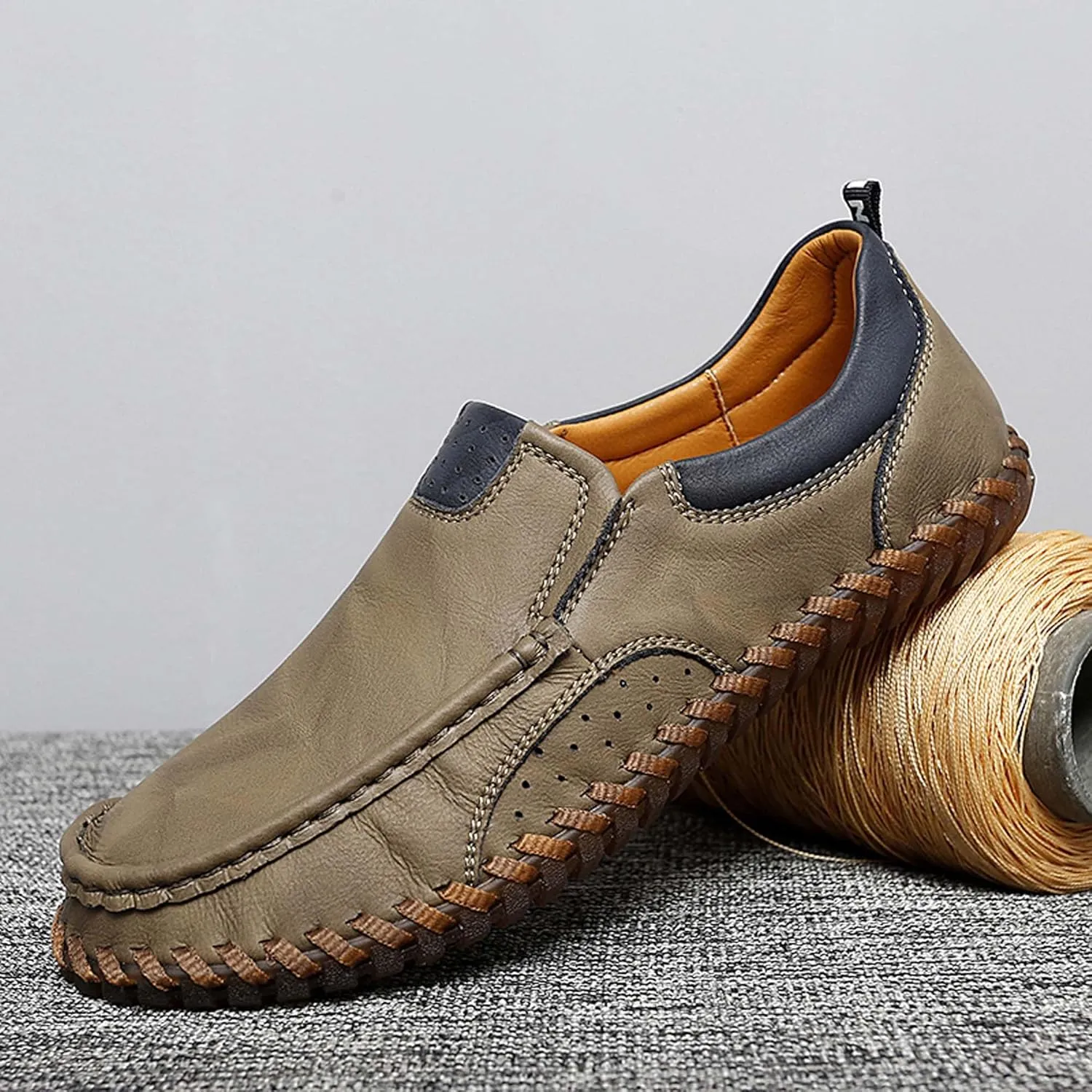 Men's Casual Loafers Comfortable Handmade Leather Loafers Fashion Slip On Driving Shoes Lightweight Soft Sole Casual Sneakers Men's Classic Leather Shoes