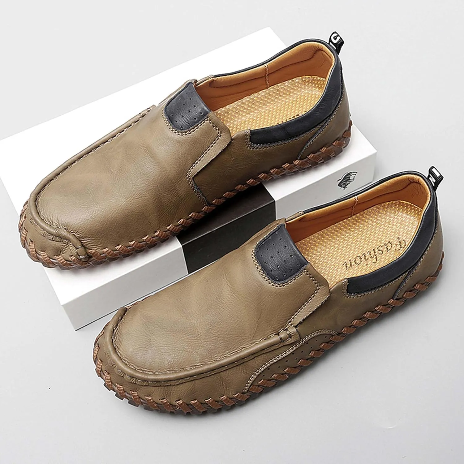 Men's Casual Loafers Comfortable Handmade Leather Loafers Fashion Slip On Driving Shoes Lightweight Soft Sole Casual Sneakers Men's Classic Leather Shoes