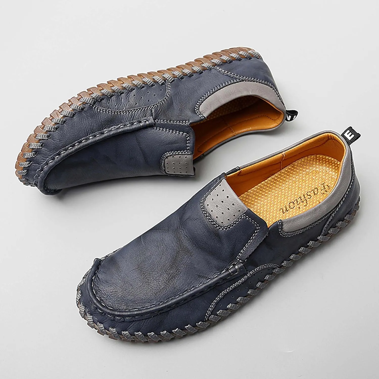 Men's Casual Loafers Comfortable Handmade Leather Loafers Fashion Slip On Driving Shoes Lightweight Soft Sole Casual Sneakers Men's Classic Leather Shoes