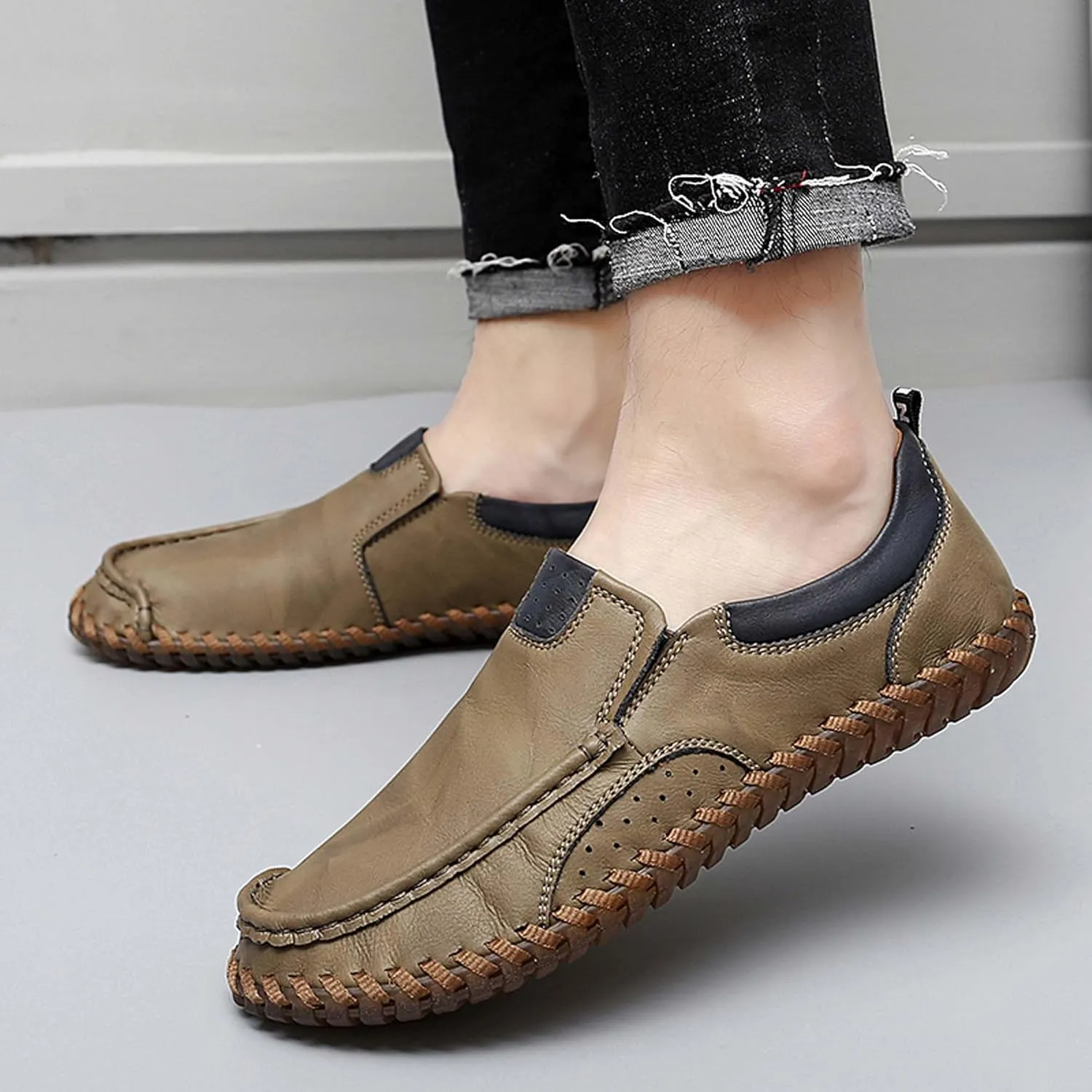Men's Casual Loafers Comfortable Handmade Leather Loafers Fashion Slip On Driving Shoes Lightweight Soft Sole Casual Sneakers Men's Classic Leather Shoes