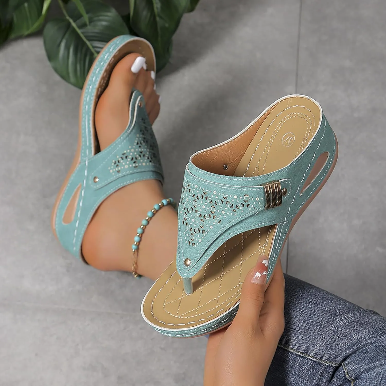 Orthopedic Sandals for Women Wide Width Flat Sandal With Arch Support Wedge & Flip Flops, Casual Gladiator Shoes