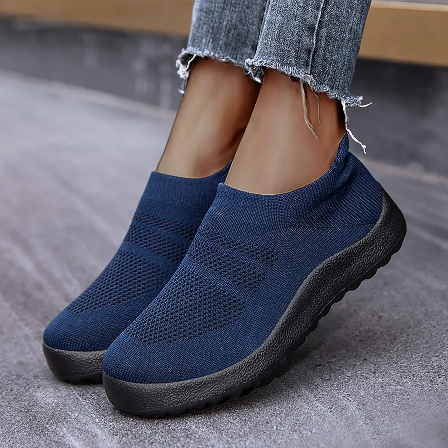 Womens Athletic Walking Shoes, Women Slip On Shoes Sneakers, Non Slip Running Shoes for Women, Laceless Casual Breathable Lightweight Mesh Knit