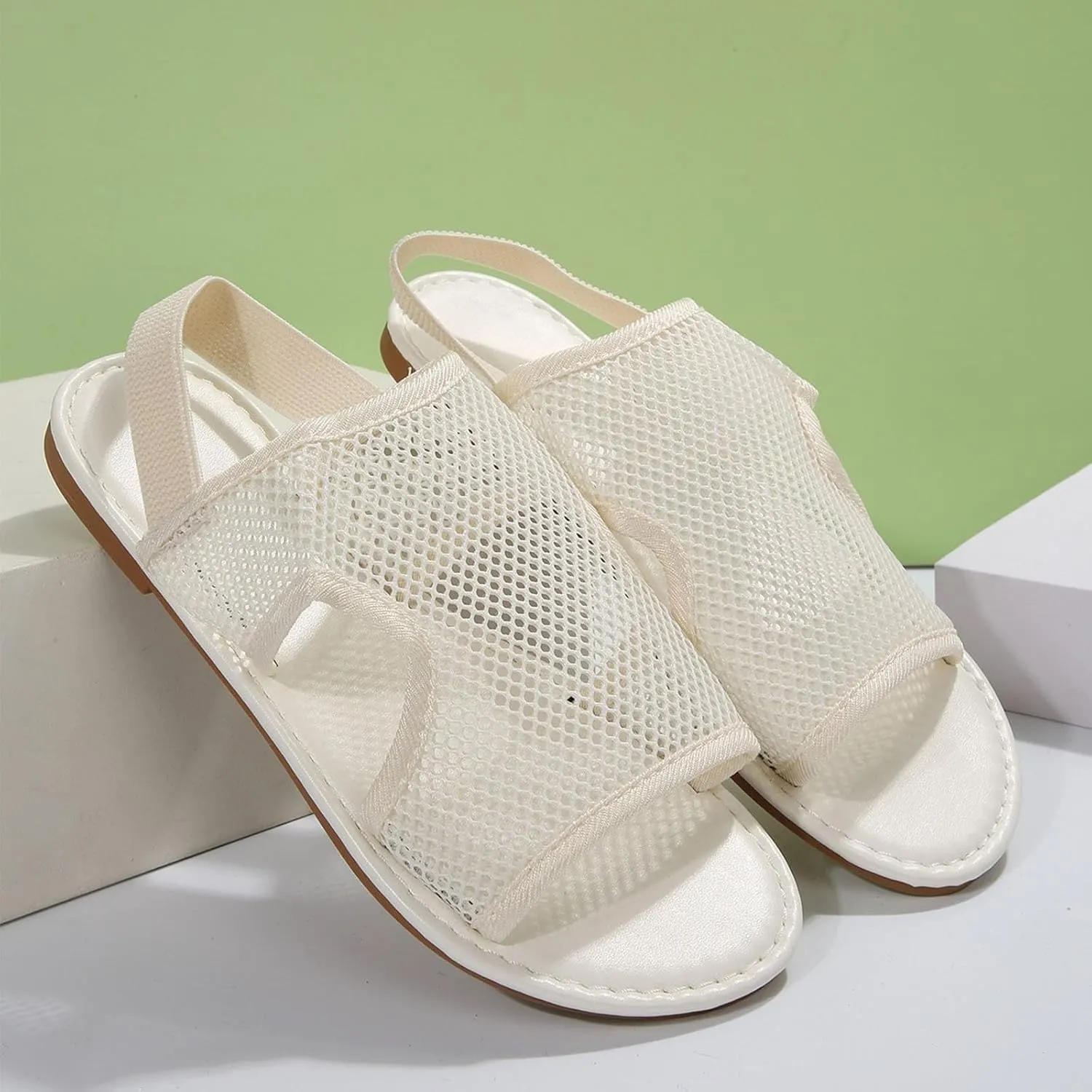 Women's Flat 2025 Comfortable Dressy Breathable Hollow Mesh Slide Sandals Summer Casual Fashion Walking Beach Slippers