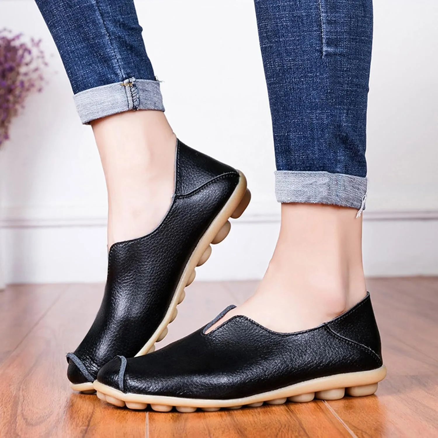 Womens Leather Shoes Casual Dressy Comfortable Loafers Summer Slip On Walking Driving Flats Lightweight Work Shoes 2025 Fashion