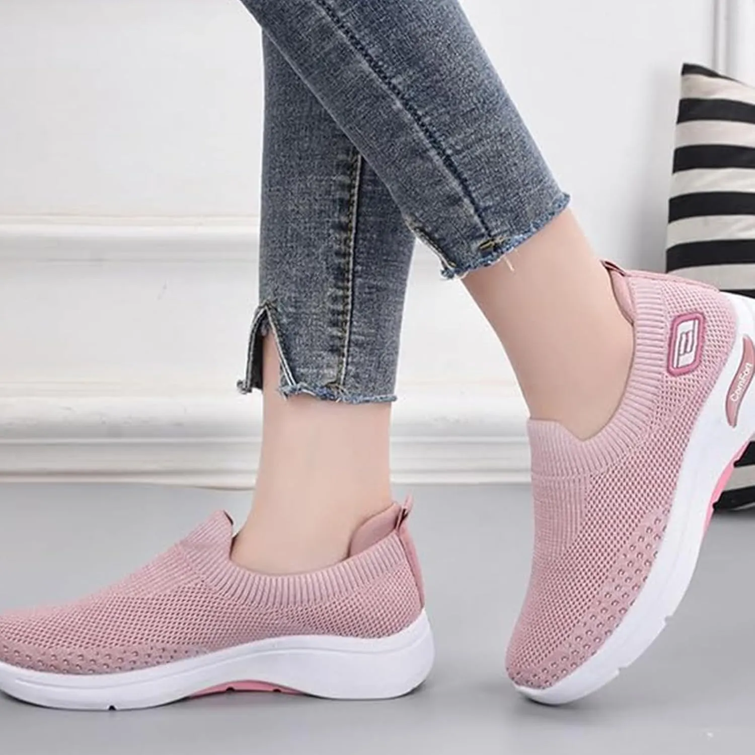 Womens Orthopedic Shoes Breathable Lightweight with Arch Support Sneakers Soft Knitted Slip-On Running Jogging Shoe Casual Comfortable Slip Ins Workout Tennis Shoes Mesh Trainers