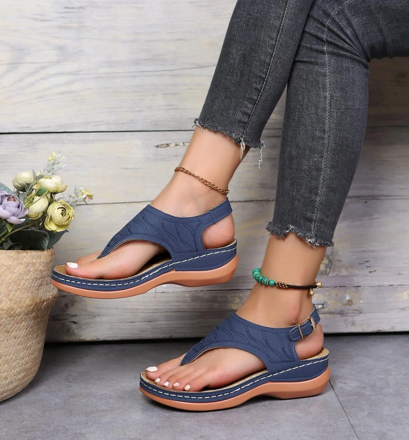 Women's Sandals Thong Slide Flat Slippers Arch Support Sandals with Strappy String Ankle Strap Gladiator Walking Shoes
