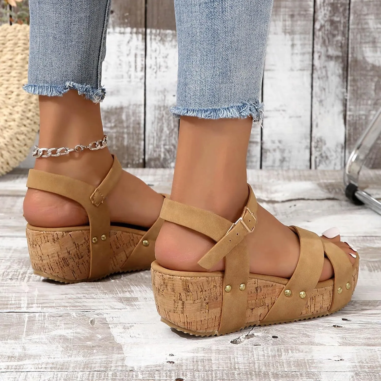 Women's Thick Soled Wedge Shoes Fashionable Casual Hollow Spring And Summer Outdoor Beach Sandals Sandals for Walking