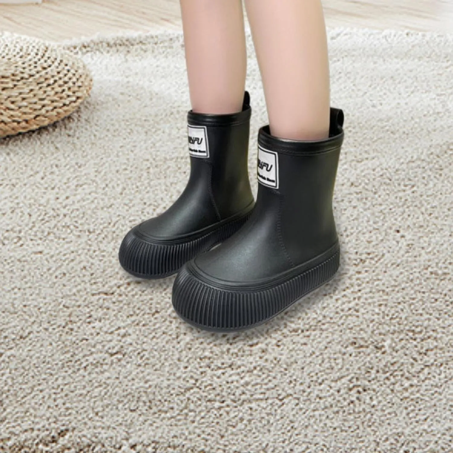 Women's Waterproof Work Boots for Rainy Conditions, Ideal for Outdoor Activities
