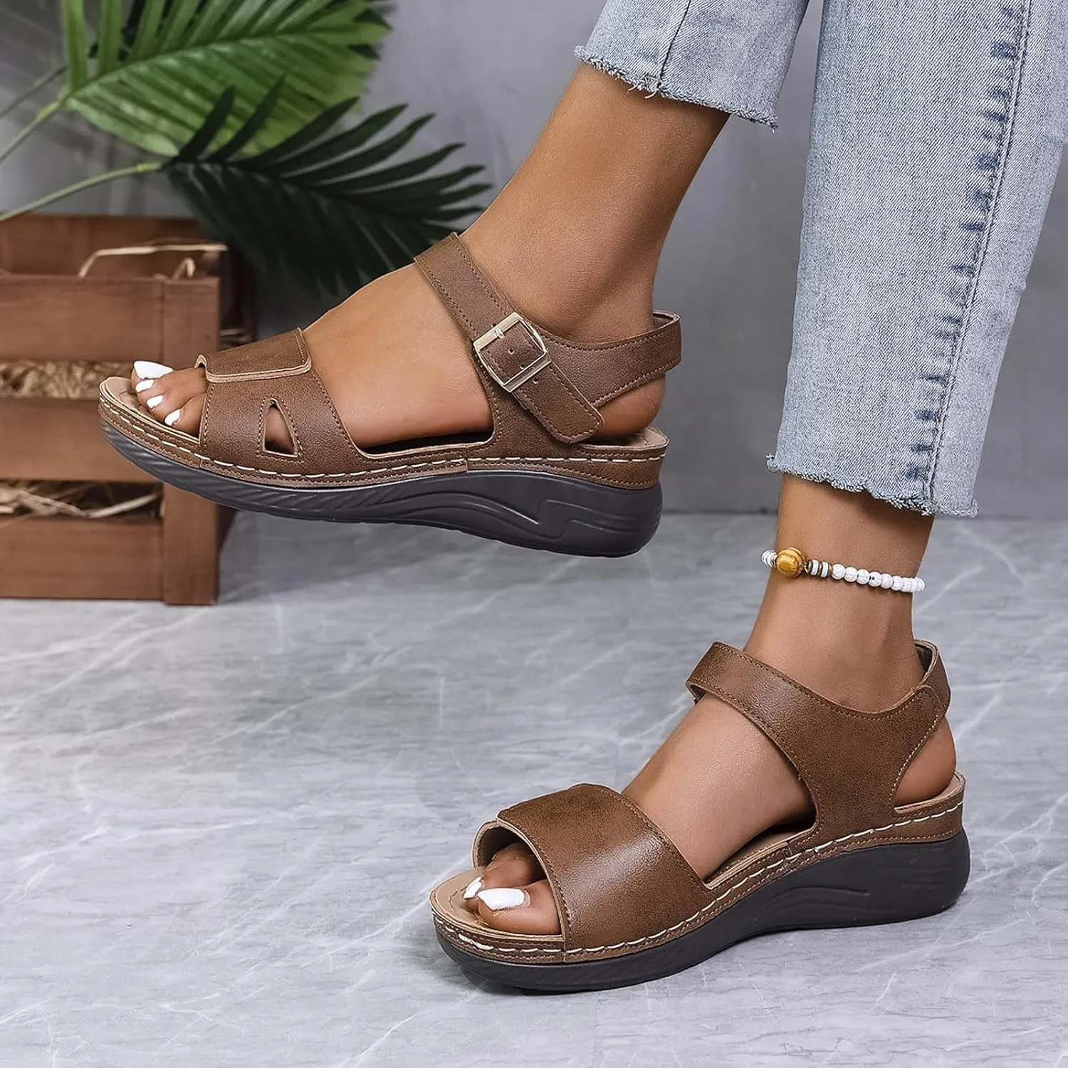ZSpzx Women Wedge Sandals 2025,Daily Wear Soft Sole Arch Support Plantar Fasciitis Platform Orthopedic Slide Indoor/Outdoor Non-Slip Slip-On Walking Footwear Summer Slippers Peep Toe Adjustable Buckle